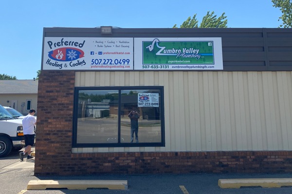 Summer Sign Mistakes That Cost Businesses Customers | Rochester